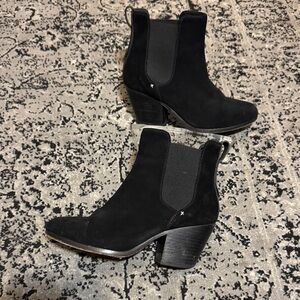 rag & bone Black suede pull on booties